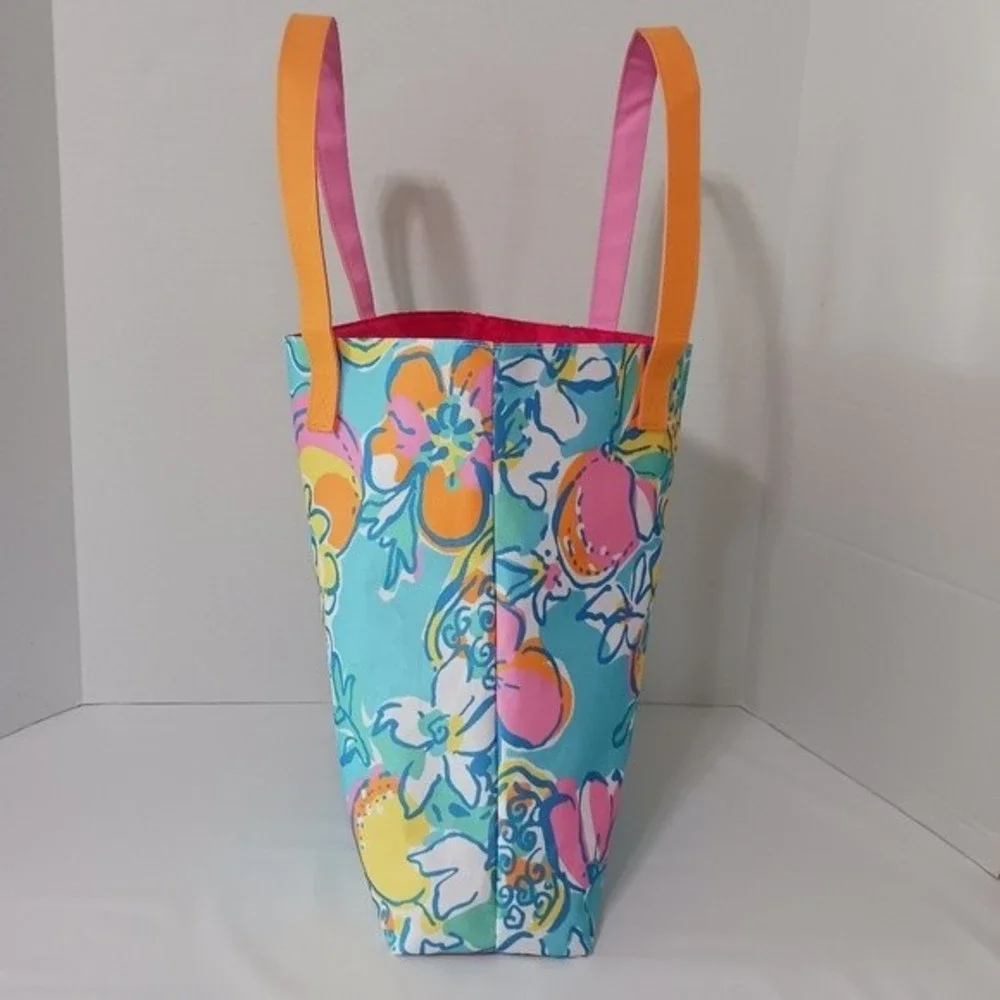 Lilly Pulitzer Estee Lauder Floral Canvas Bag GWP - Picture 3 of 11